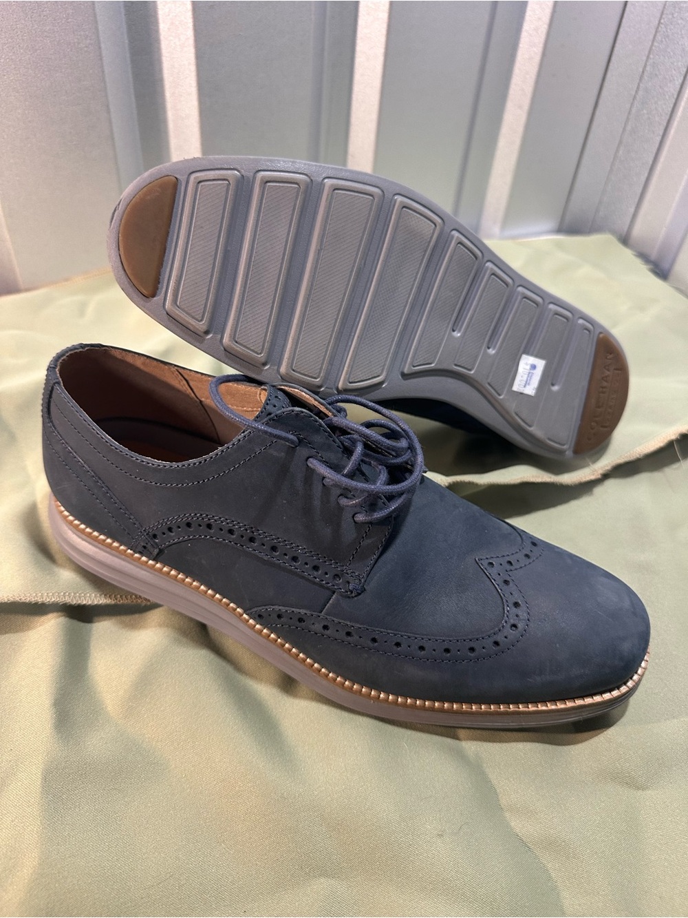 Cole Haan Original Grand Wingtip Oxford Shoes Mens 8.5M Navy Blue